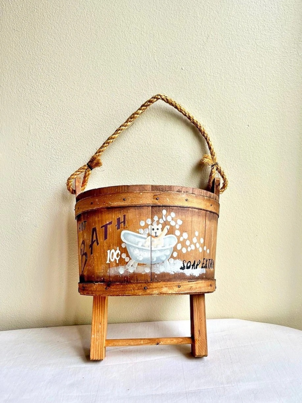 Vintage 1998 Wooden Bath Decor Basket